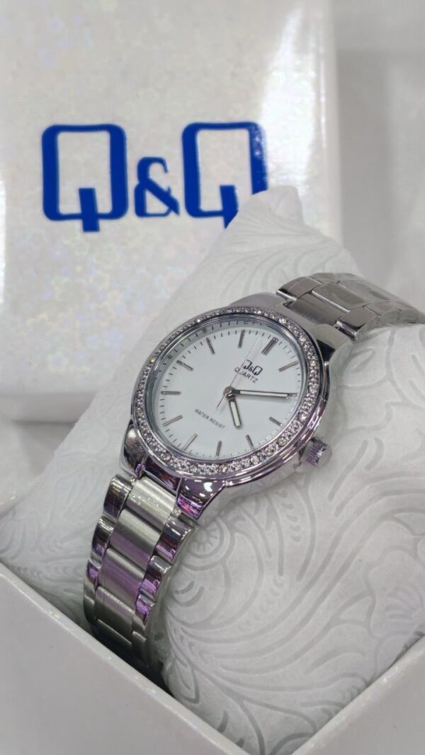 Reloj QyQ dama exclusive💖 - Imagen 5