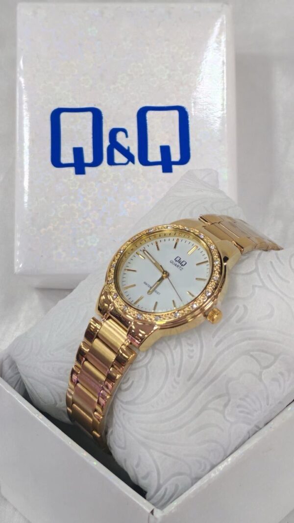 Reloj QyQ dama exclusive💖 - Imagen 3