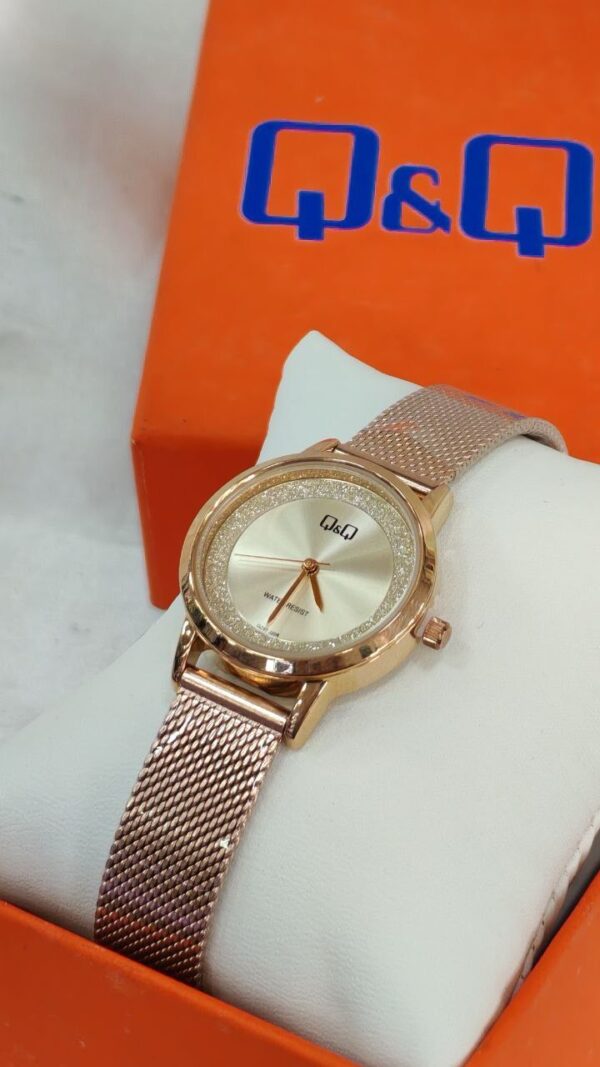 Reloj QyQ original para dama✨