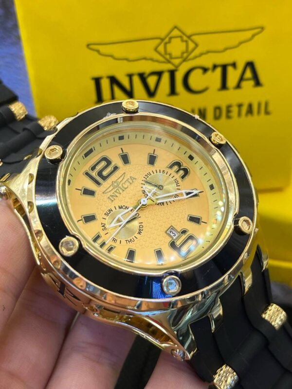 Reloj Invicta Reserve Venom
