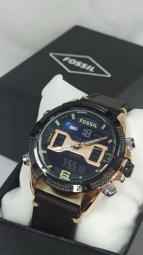 Reloj Fossil con correa de cuero