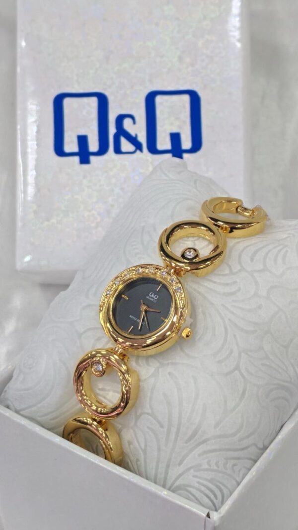 Reloj QyQ para dama elegante✨ - Imagen 9