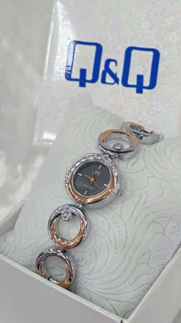 Reloj QyQ para dama elegante✨ - Imagen 6