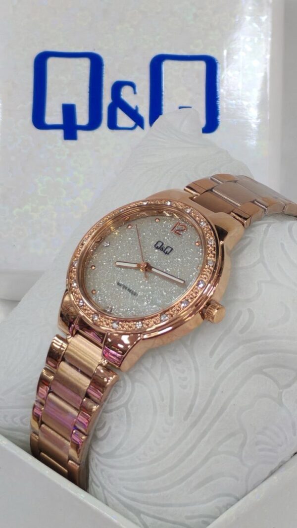 Reloj QyQ dama exclusive💖
