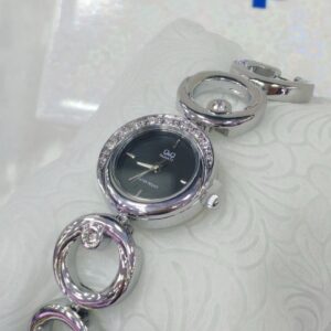 Reloj QyQ para dama elegante✨