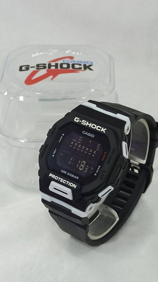 Reloj Casio G-Shock GA-700-4ACR - Imagen 5