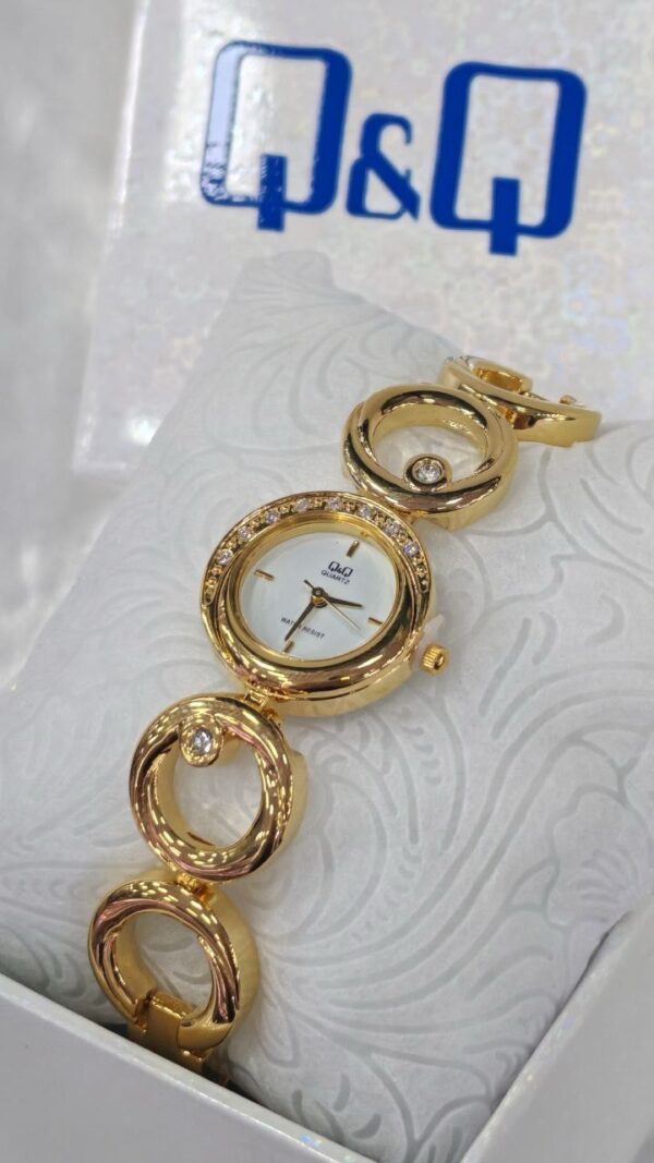 Reloj QyQ para dama elegante✨ - Imagen 3