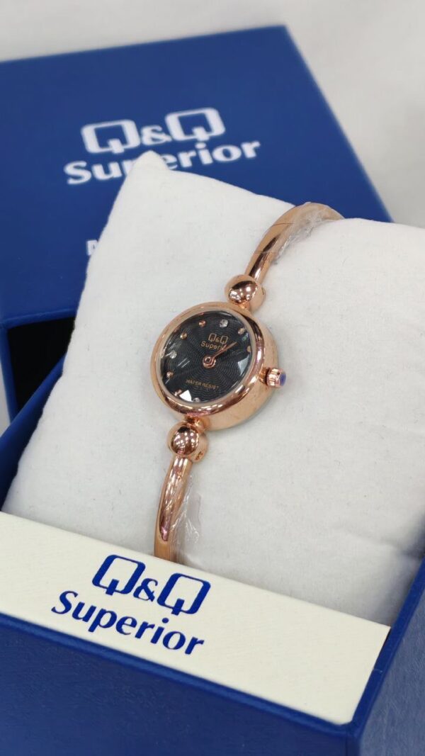Reloj QyQ original superior para dama💖 - Imagen 7