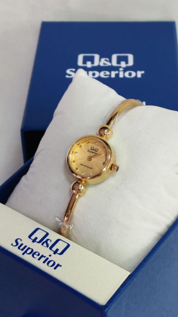 Reloj QyQ original superior para dama💖 - Imagen 5
