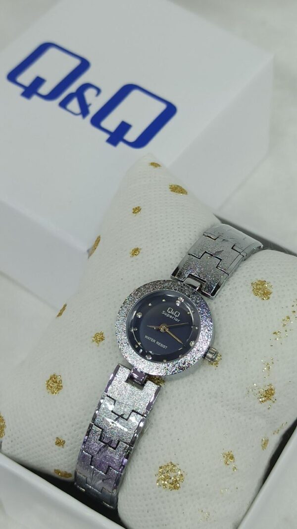 Reloj QyQ original superior para dama✨ - Imagen 6
