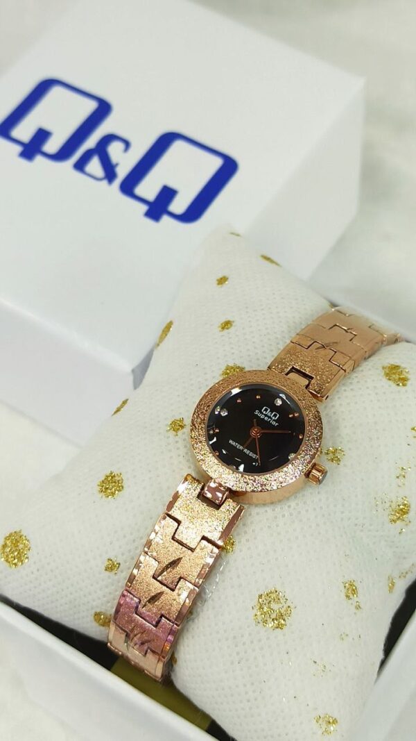 Reloj QyQ original superior para dama✨ - Imagen 8