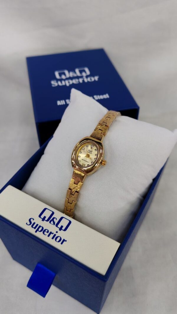 Reloj QyQ original superior dama💖 - Imagen 8